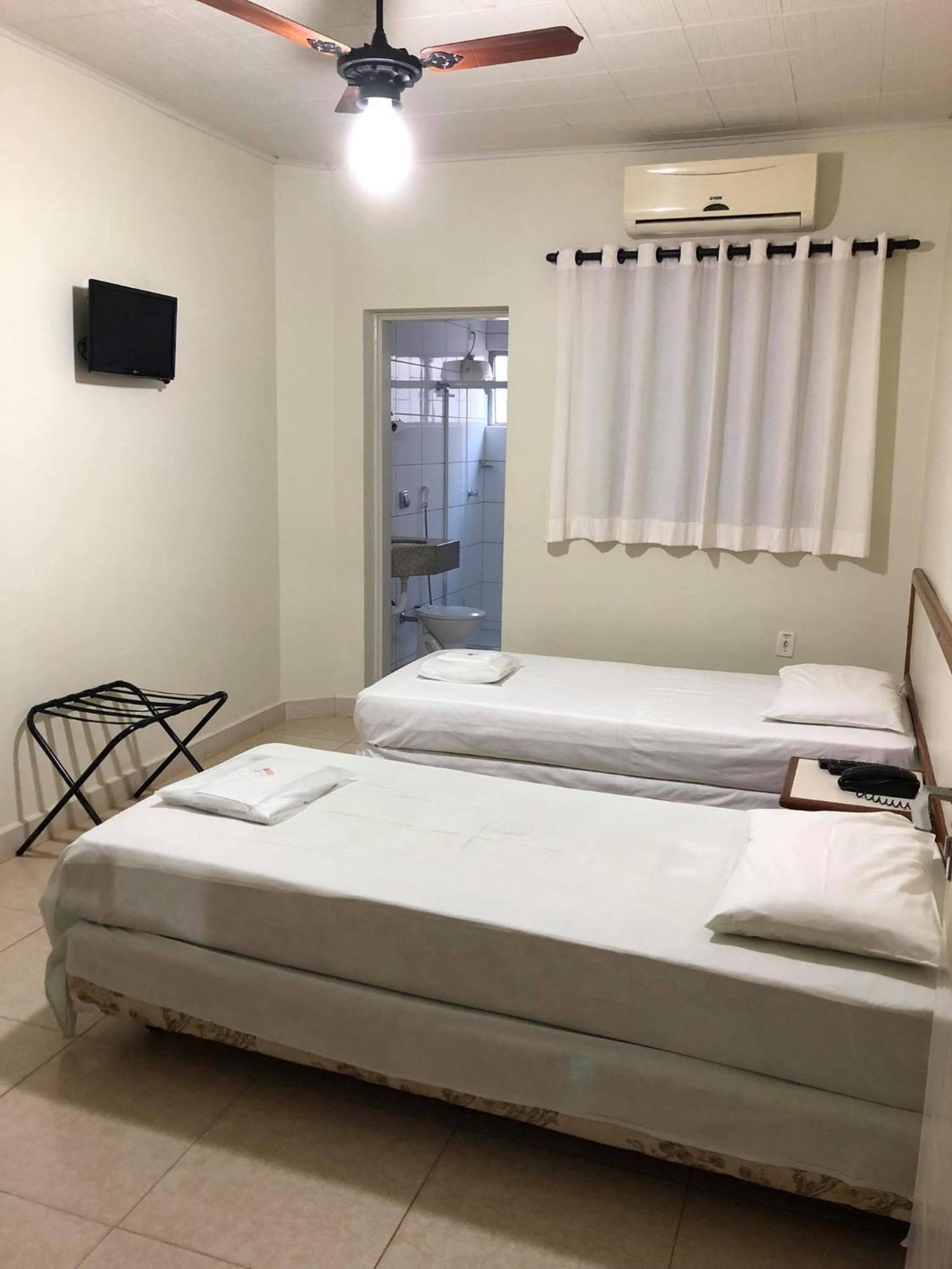 Regio Plaza Hotel Oruinhos Dış mekan fotoğraf